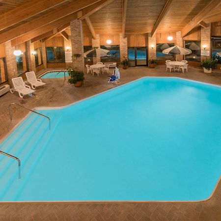 Days Inn By Wyndham Wooster Dış mekan fotoğraf