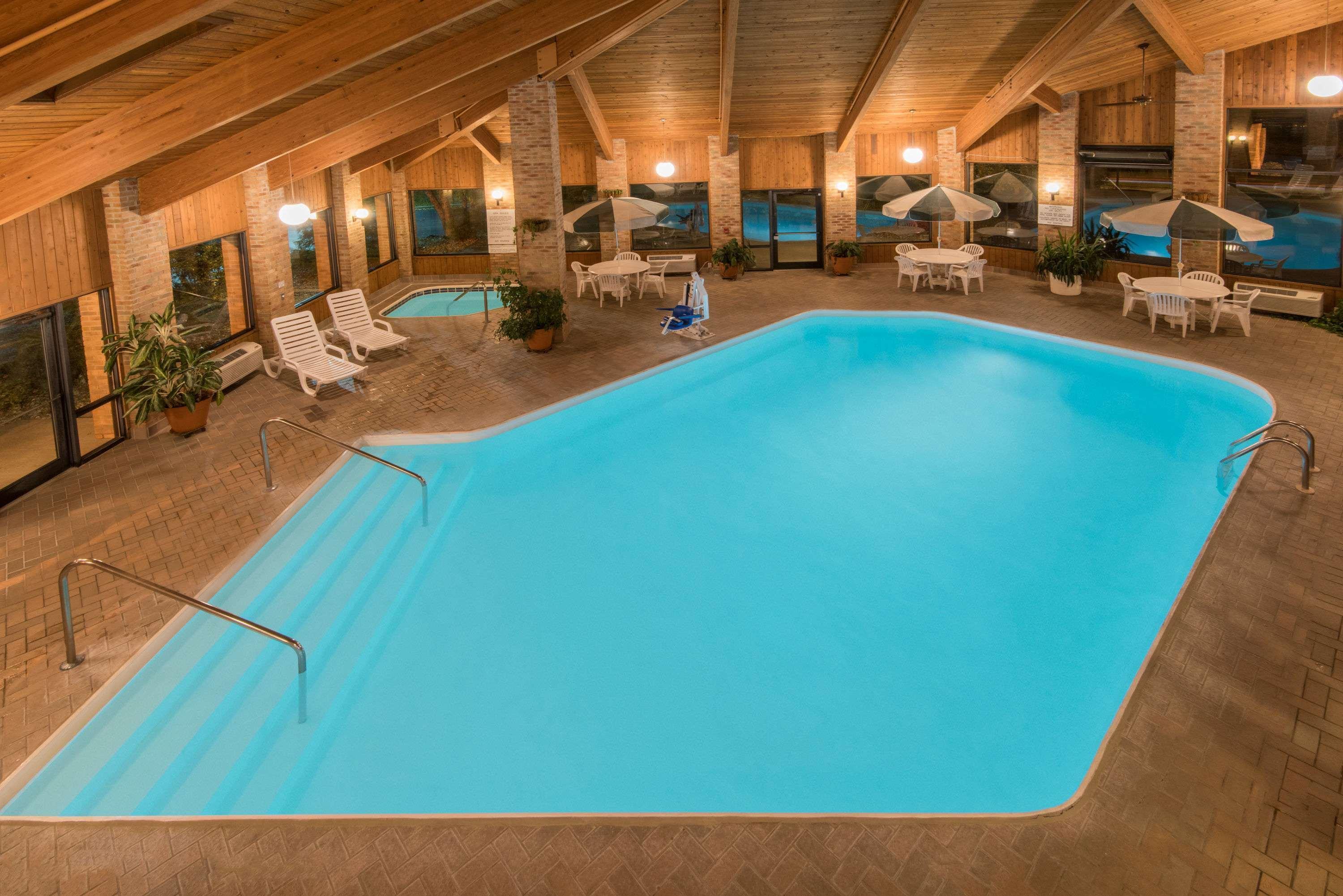Days Inn By Wyndham Wooster Dış mekan fotoğraf